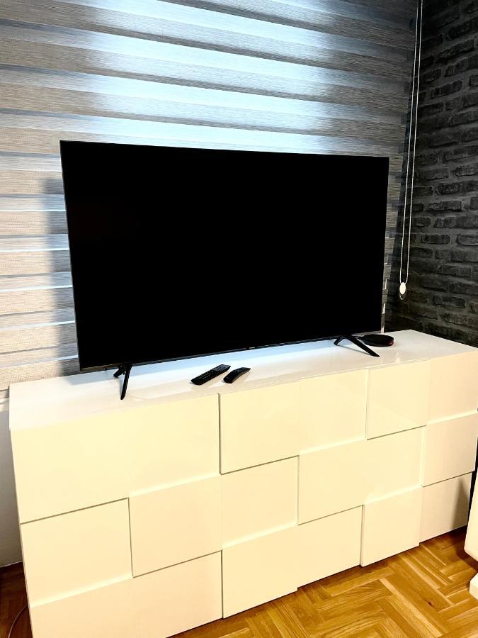 Apartman City Center 3-Setaliste プリイェドル エクステリア 写真